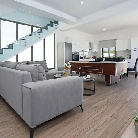 Celestia * بروتاراس