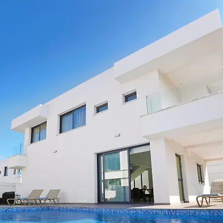 וילה Celestia פרוטאראס